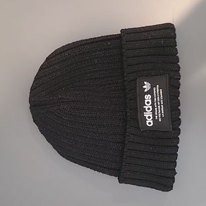 Adidas beanie